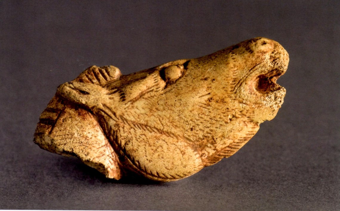 0 Salle Piette tête de cheval bois de renne Mas d'Azil