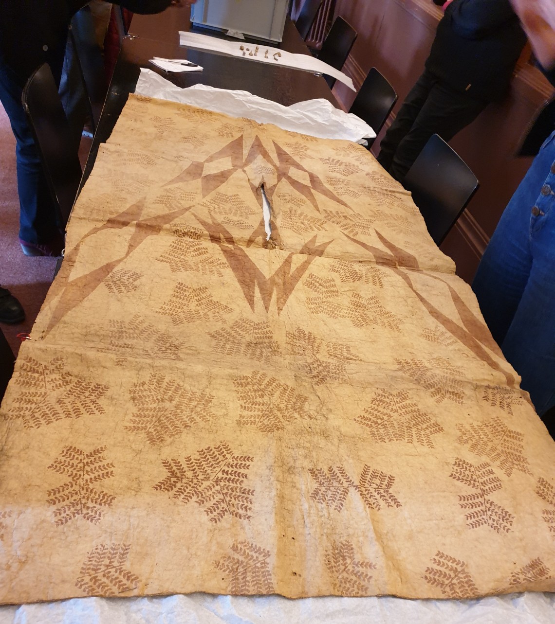 11 poncho en tapa Tahiti